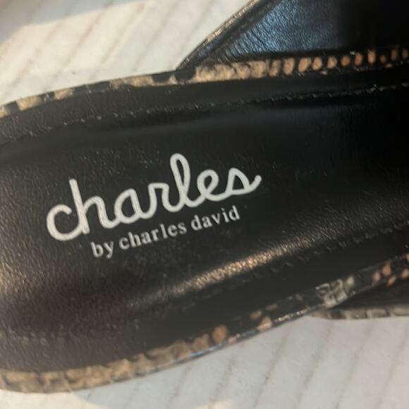 Charles by Charles David Women’s Snake Skin Vegan Slip On Mules Size 8 - Picture 7 of 8